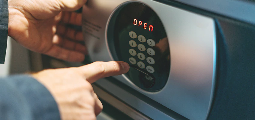 Cash Safe Openers in Covina, California