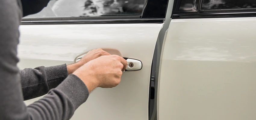 Unlock Car Door Service in Covina, CA